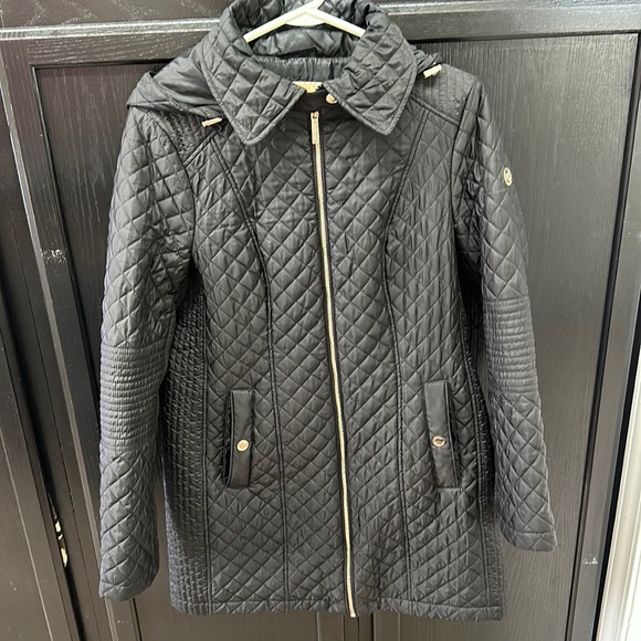Authentic Michael Kors, Quilted Jacket - Picture 4 of 12